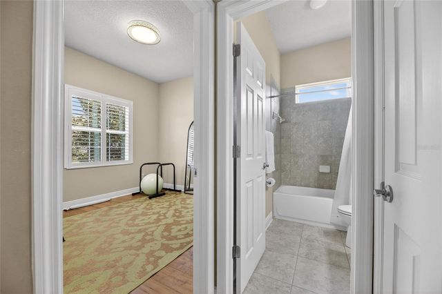 6909 CRESTPOINT DRIVE, Apollo Beach, FL 33572