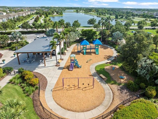 6909 CRESTPOINT DRIVE, Apollo Beach, FL 33572