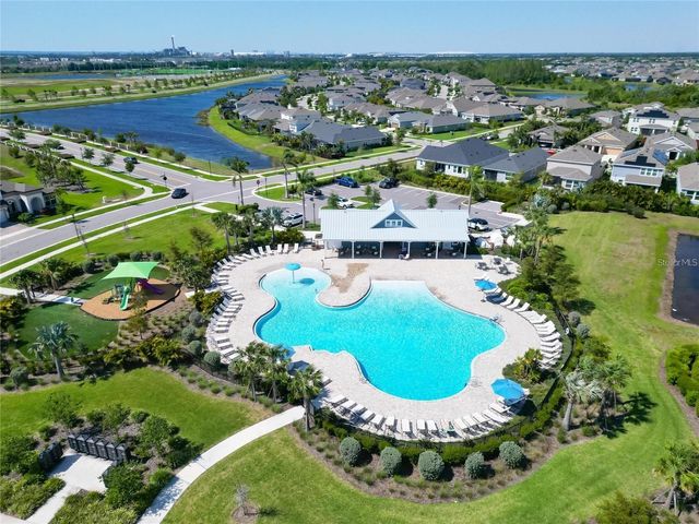 6909 CRESTPOINT DRIVE, Apollo Beach, FL 33572