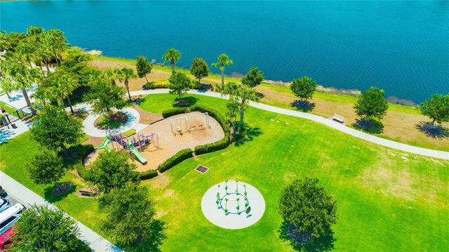 6909 CRESTPOINT DRIVE, Apollo Beach, FL 33572