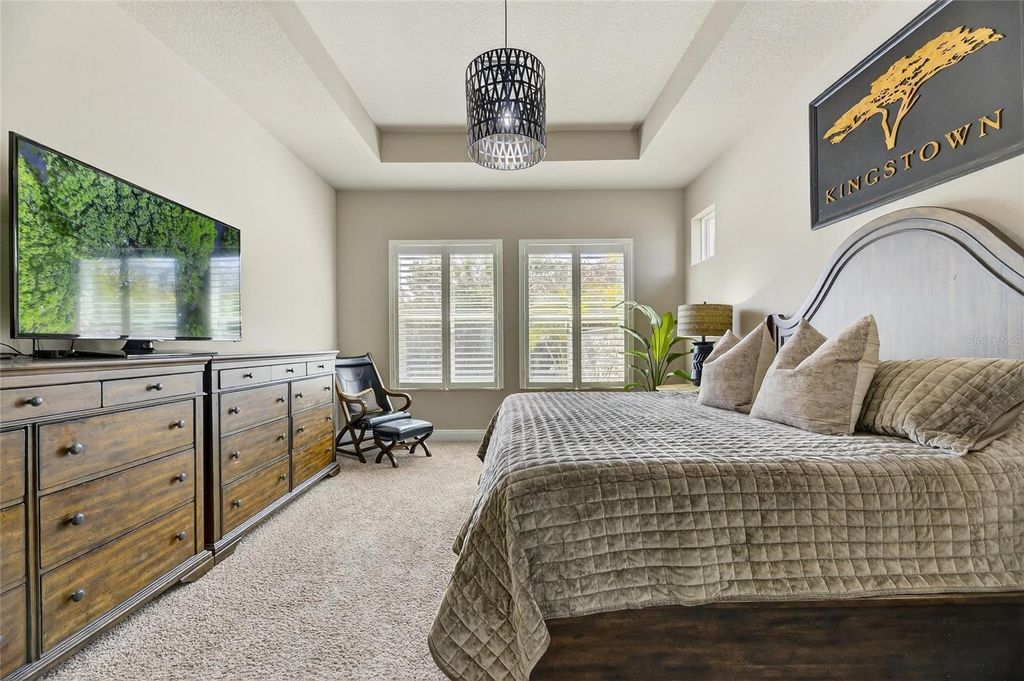 Image 51 of property listing at 6909 CRESTPOINT DRIVE, Apollo Beach, FL 33572