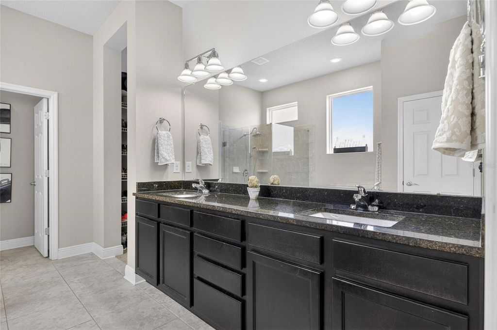 Image 53 of property listing at 6909 CRESTPOINT DRIVE, Apollo Beach, FL 33572