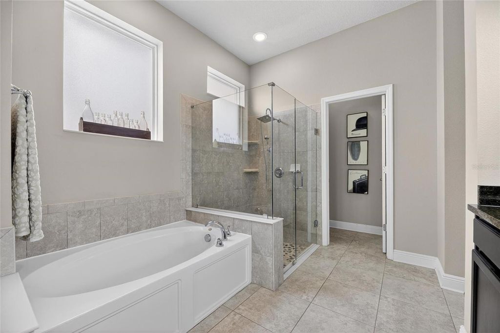 Image 54 of property listing at 6909 CRESTPOINT DRIVE, Apollo Beach, FL 33572