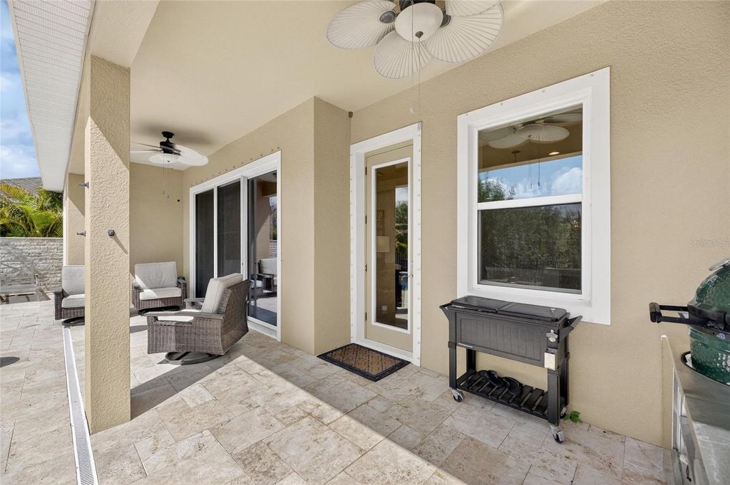 Image 60 of property listing at 6909 CRESTPOINT DRIVE, Apollo Beach, FL 33572