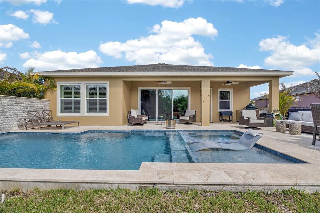 Image 64 of property listing at 6909 CRESTPOINT DRIVE, Apollo Beach, FL 33572