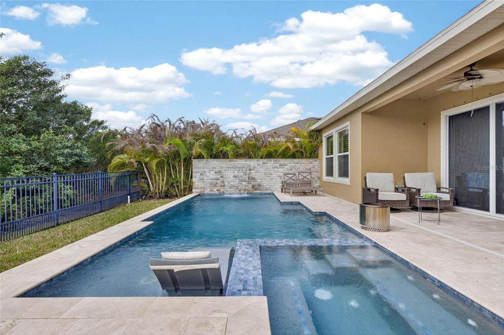 Image 66 of property listing at 6909 CRESTPOINT DRIVE, Apollo Beach, FL 33572