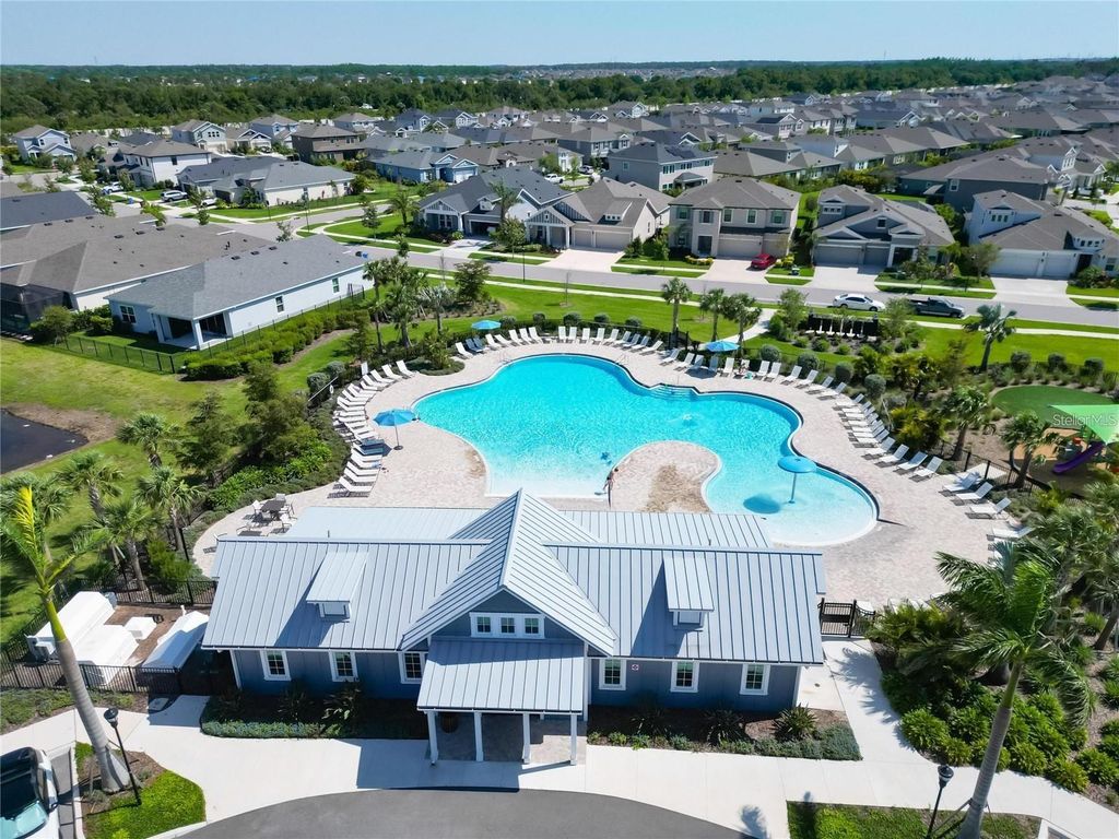 Image 91 of property listing at 6909 CRESTPOINT DRIVE, Apollo Beach, FL 33572