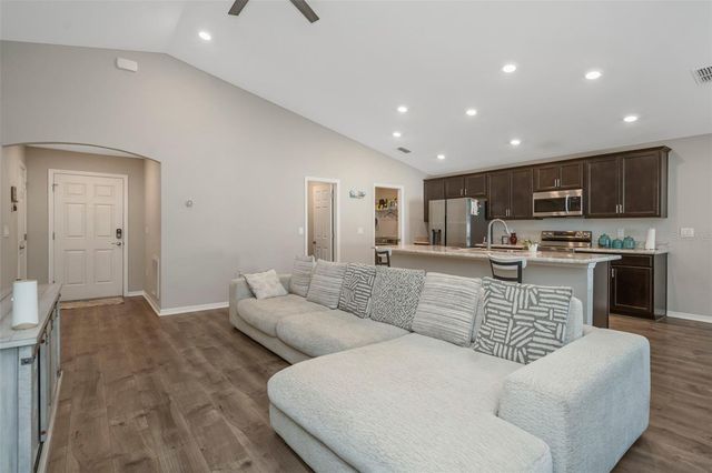 1343 MEZZAVALLE WAY, Auburndale, FL 33823