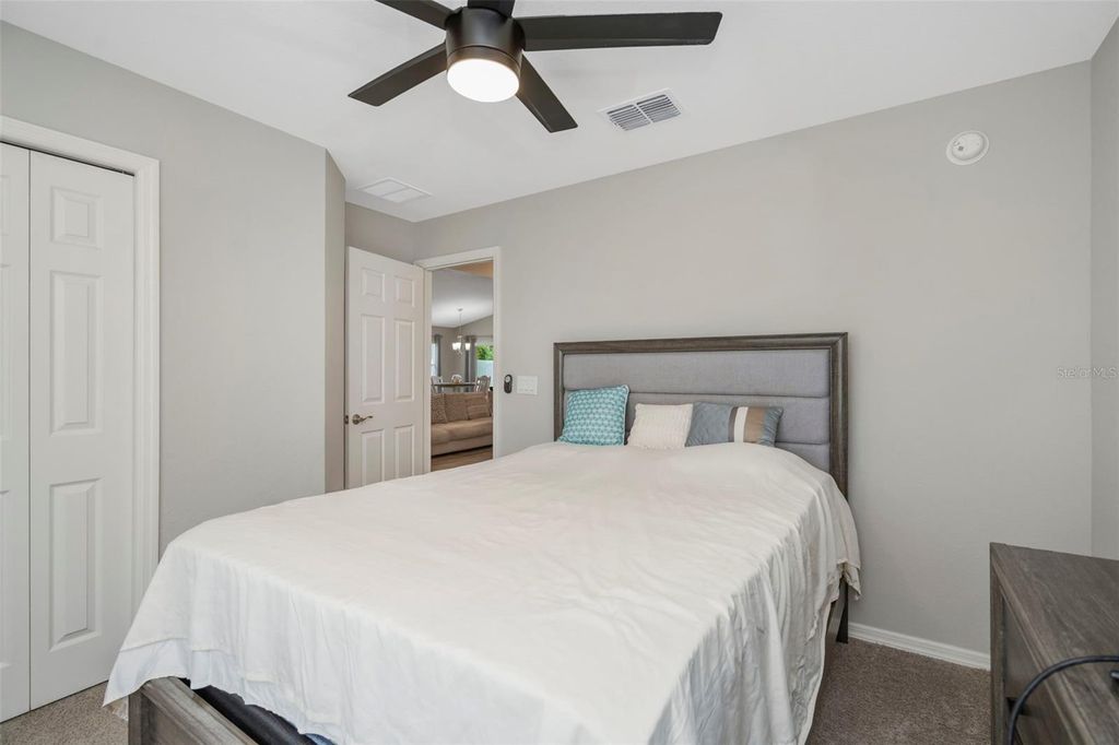 Image 16 of property listing at 1343 MEZZAVALLE WAY, Auburndale, FL 33823