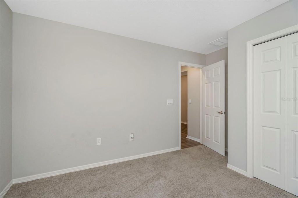 Image 18 of property listing at 1343 MEZZAVALLE WAY, Auburndale, FL 33823