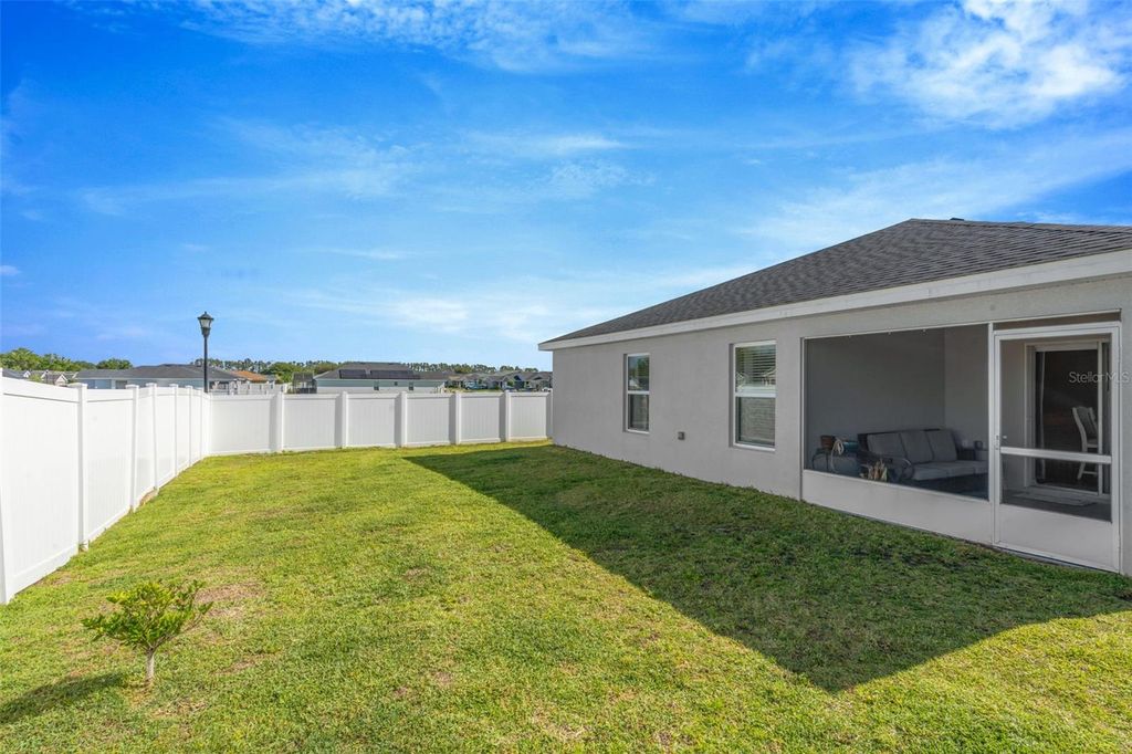 Image 23 of property listing at 1343 MEZZAVALLE WAY, Auburndale, FL 33823