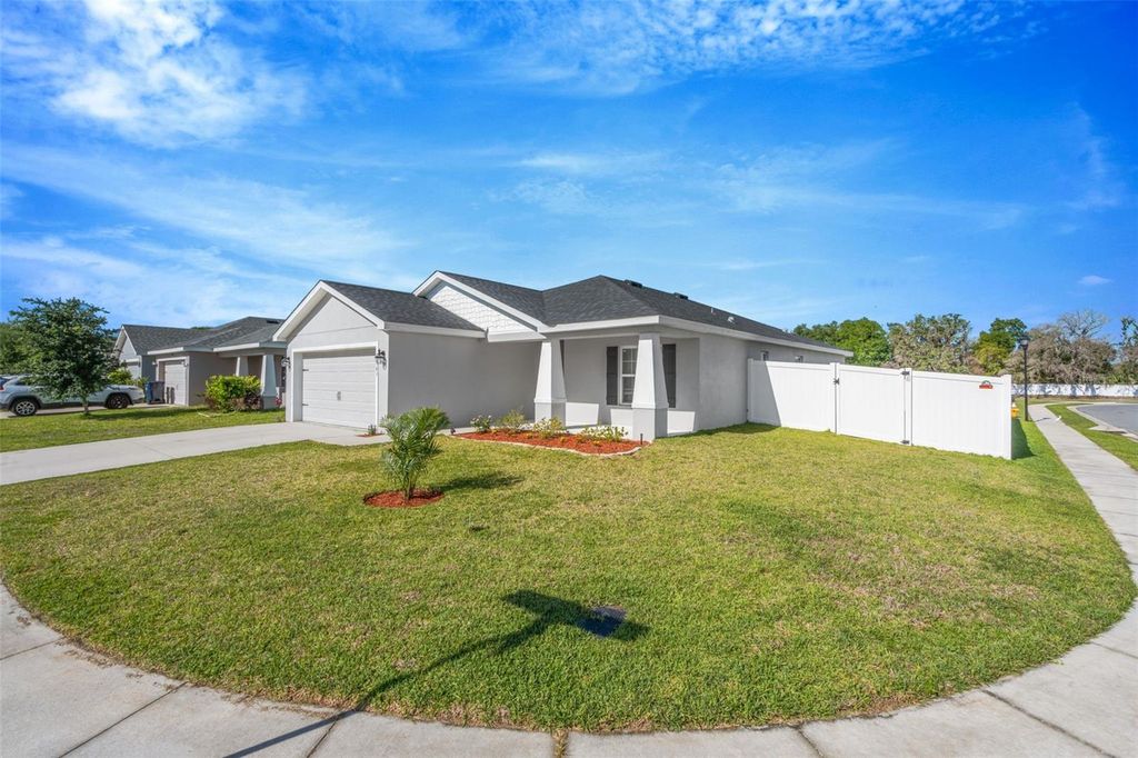 Image 25 of property listing at 1343 MEZZAVALLE WAY, Auburndale, FL 33823