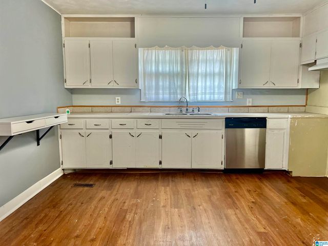 2832 BRIGHTON AVENUE, Anniston, AL 36207