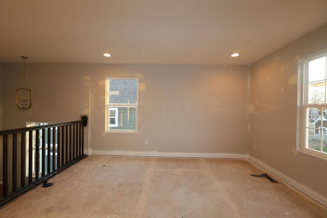 413 Fannin Drive, Pataskala, OH 43062