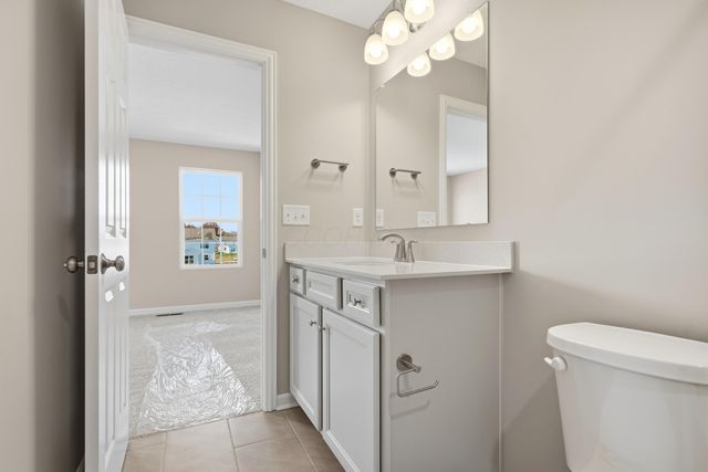 413 Fannin Drive, Pataskala, OH 43062