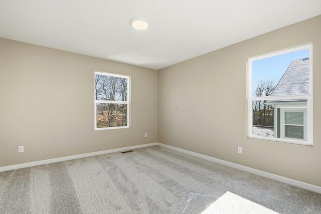 413 Fannin Drive, Pataskala, OH 43062