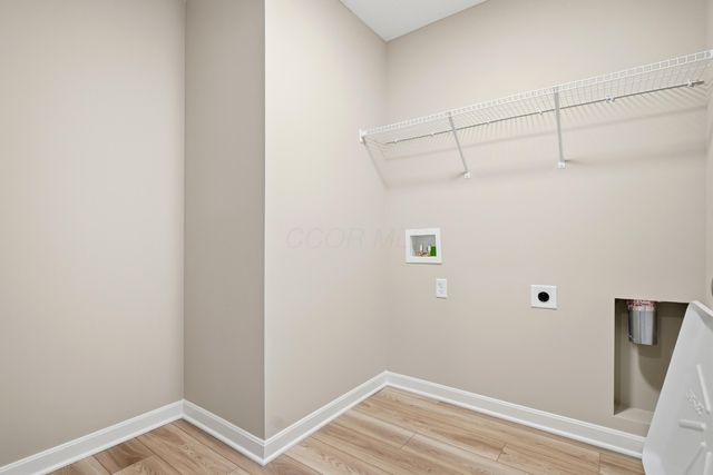 413 Fannin Drive, Pataskala, OH 43062