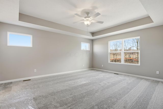 413 Fannin Drive, Pataskala, OH 43062