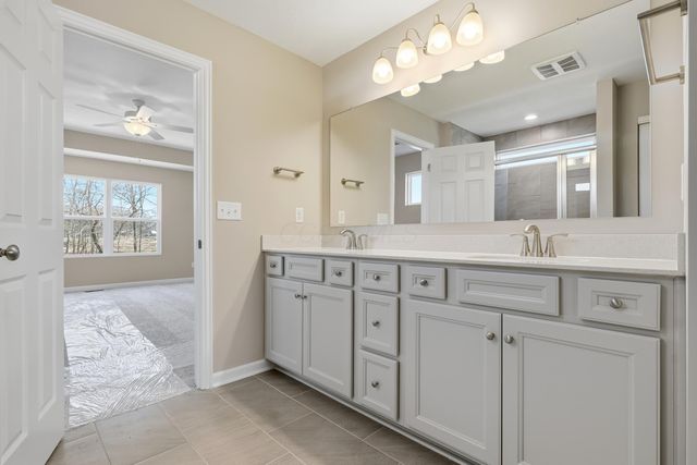 413 Fannin Drive, Pataskala, OH 43062