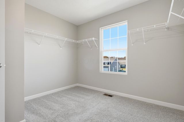 413 Fannin Drive, Pataskala, OH 43062