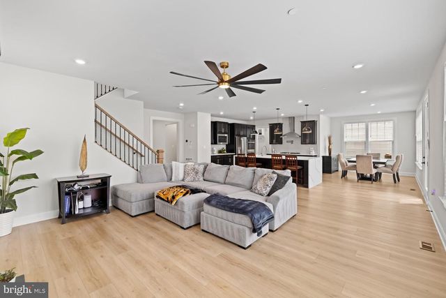 7973 LAWNDALE CIR, Columbia, MD 21044
