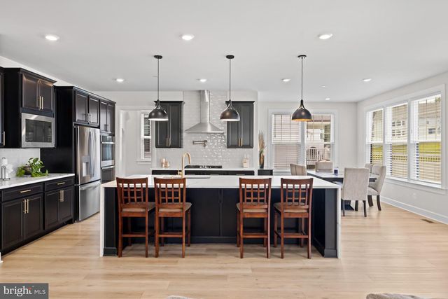 7973 LAWNDALE CIR, Columbia, MD 21044