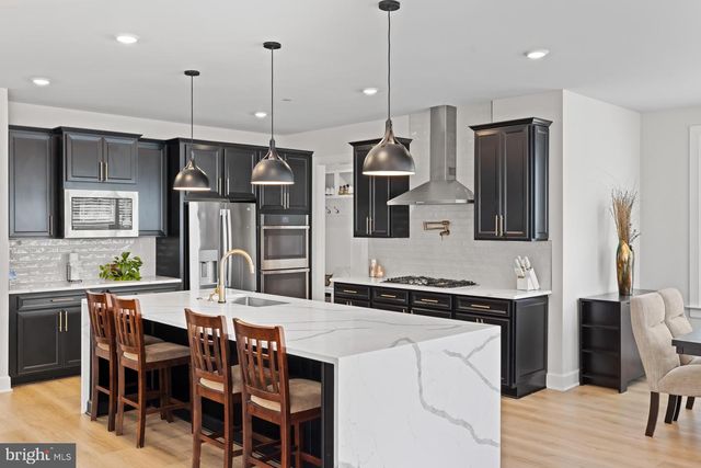 7973 LAWNDALE CIR, Columbia, MD 21044