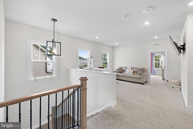 7973 LAWNDALE CIR, Columbia, MD 21044