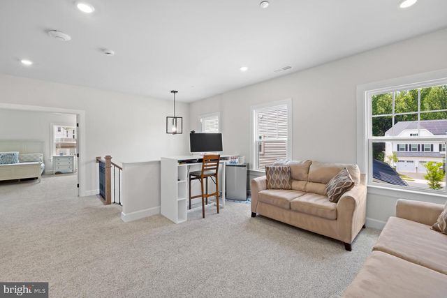 7973 LAWNDALE CIR, Columbia, MD 21044