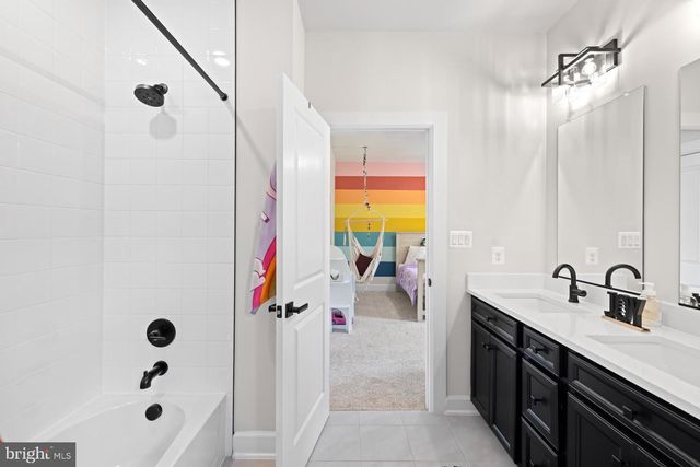 7973 LAWNDALE CIR, Columbia, MD 21044