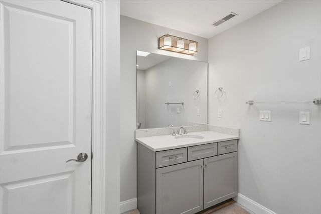 1 Garvey Road 1, Woburn, MA 01801