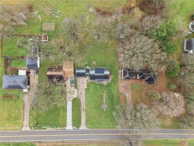 712 Champion Avenue E, Warren, OH 44483
