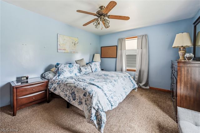712 Champion Avenue E, Warren, OH 44483