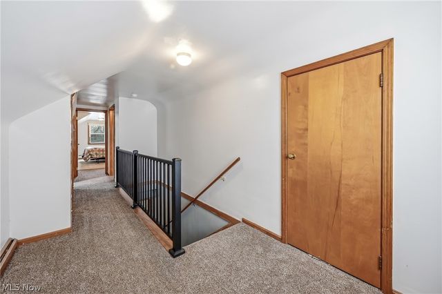 712 Champion Avenue E, Warren, OH 44483