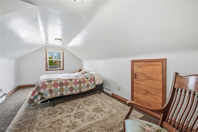 712 Champion Avenue E, Warren, OH 44483