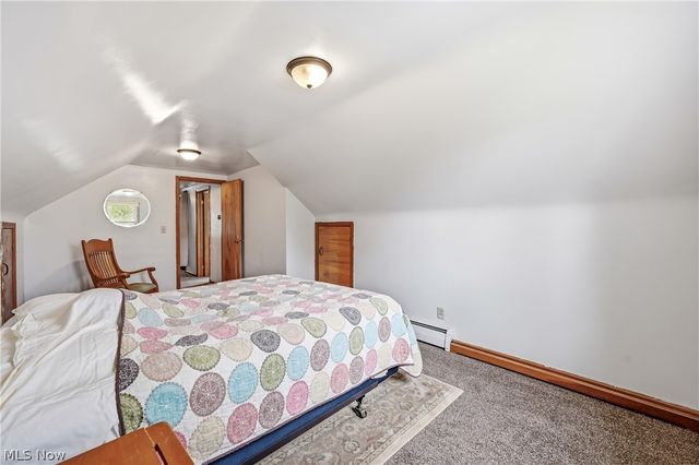 712 Champion Avenue E, Warren, OH 44483