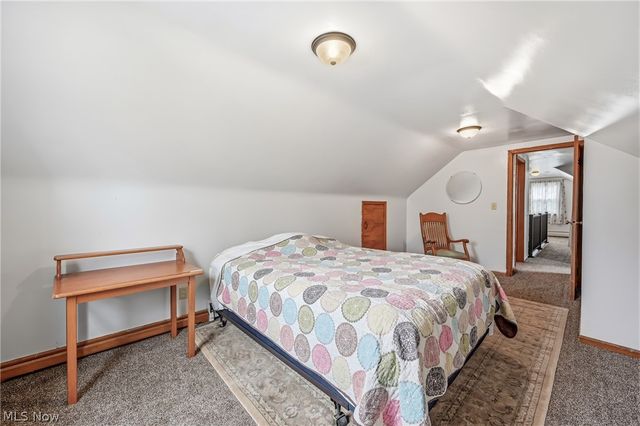 712 Champion Avenue E, Warren, OH 44483