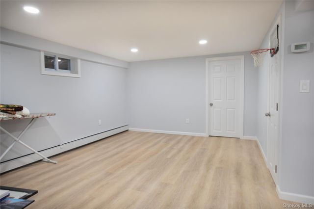 16 Buckner Avenue, Hicksville, NY 11801