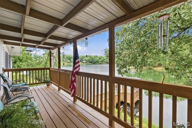 10150 Demick Drive, Mineral Point, MO 63660
