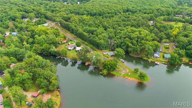 10150 Demick Drive, Mineral Point, MO 63660