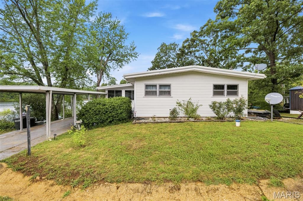 10150 Demick Drive, Mineral Point, MO 63660