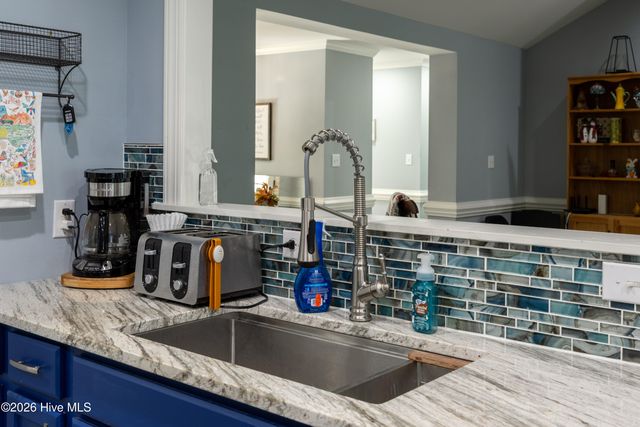 165 Pinecroft Drive, Dunn, NC 28334