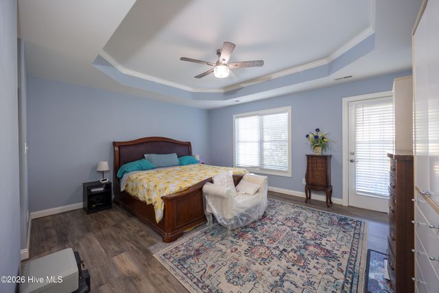 165 Pinecroft Drive, Dunn, NC 28334