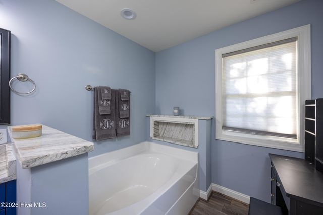 165 Pinecroft Drive, Dunn, NC 28334
