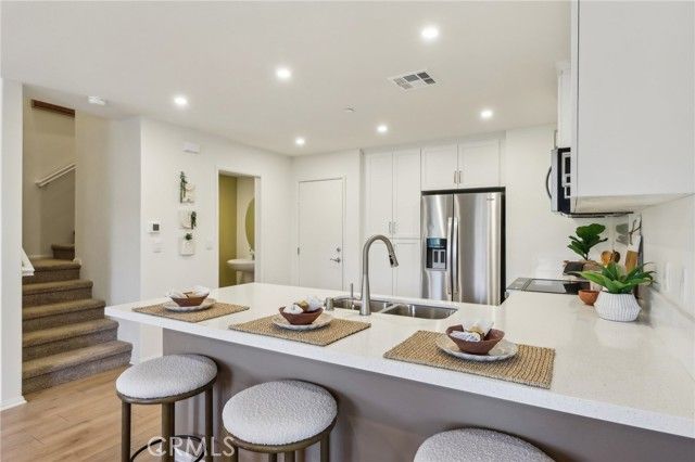 15513 April Dawn Way 4, Fontana, CA 92336