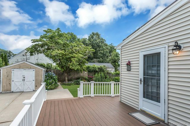 29 Timber Road, Glen Cove, NY 11542