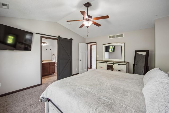 816 NW Sunset Lane, Grimes, IA 50111