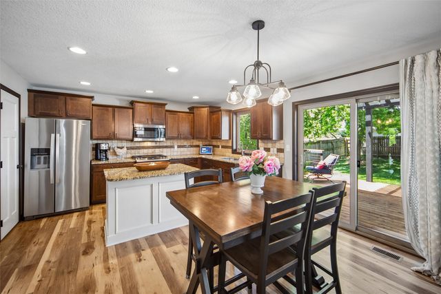 816 NW Sunset Lane, Grimes, IA 50111