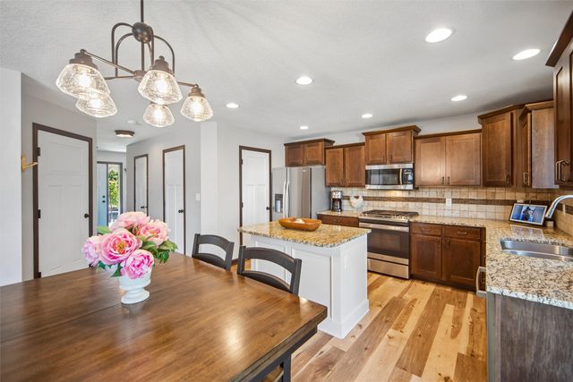 816 NW Sunset Lane, Grimes, IA 50111