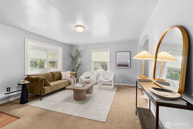 1912 Elliott Avenue NW, Olympia, WA 98502